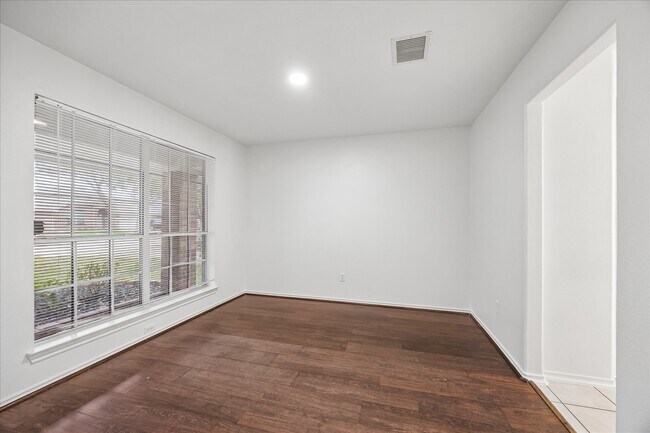 Foto del edificio - 5606 Cozy Terrace Ln