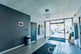 Foto del edificio - 620 N Sweetzer Ave