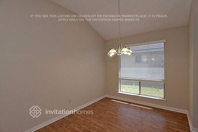 Building Photo - 10579 Twilight Moon Dr