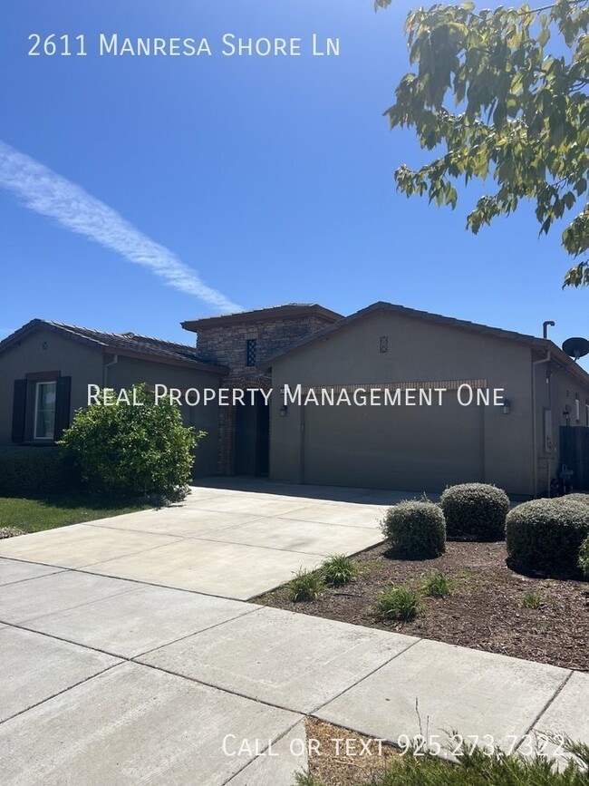 Building Photo - 2611 Manresa Shore Ln