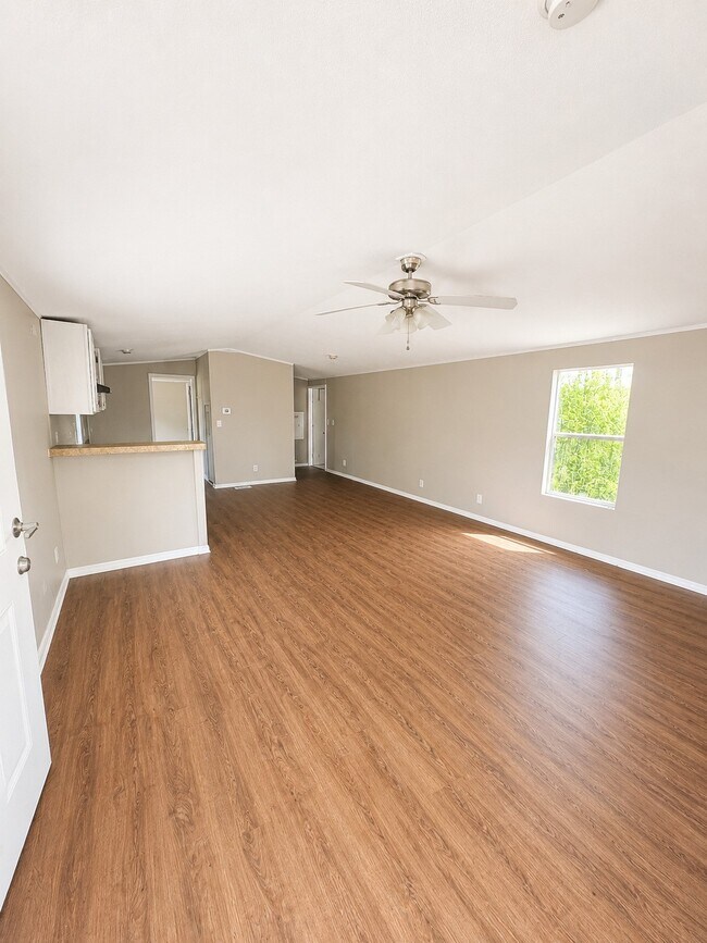 Foto del edificio - 620 County Rd 3545