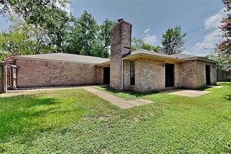 Building Photo - 3807 Wood Stone Walk Dr