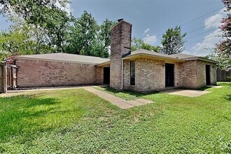Building Photo - 3807 Wood Stone Walk Dr
