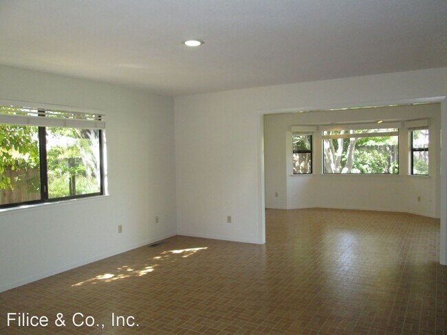 Building Photo - 3 br, 2 bath House - 7541 MILLER AVENUE