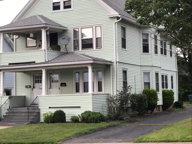 Primary Photo - 69 Brookfield St