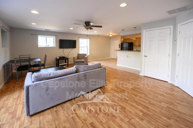 Foto del edificio - 3 Ashby Ln