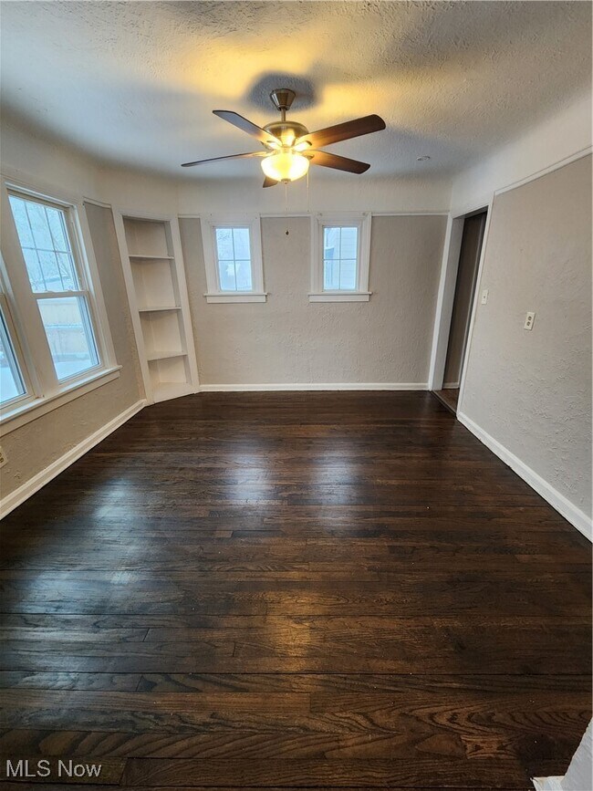 Foto del edificio - 2335 Allison Rd