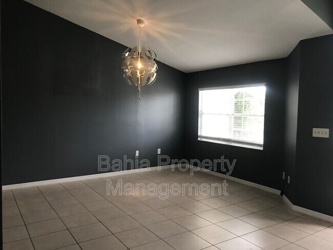 Building Photo - 2445 Bel Air Cir