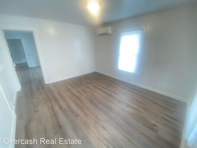 Building Photo - 1 br, 1 bath House - 648 Wilson St
