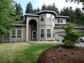 Building Photo - 16655 SW Springwater Ct