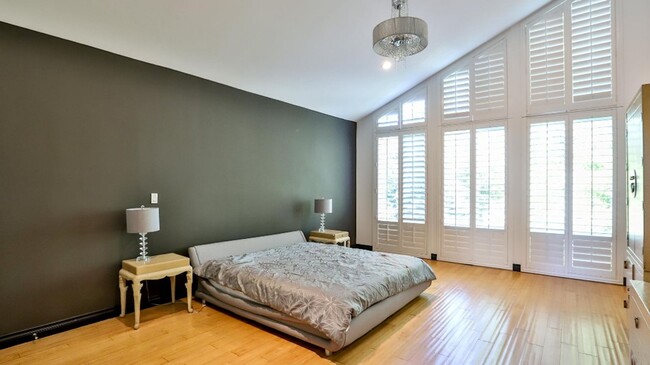 Foto del edificio - Room Rental in Villa Park