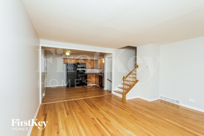 Foto del edificio - 716 Eastland St