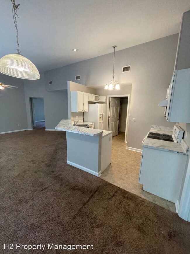 Building Photo - 3 br, 2 bath House - 4954 Leah Lane