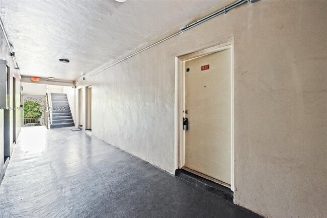 Foto del edificio - 13920 Lake Placid Ct