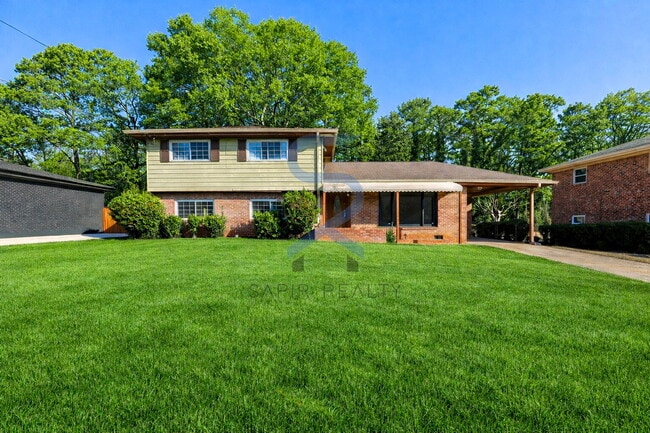 Building Photo - Move in before February 28th and choose your reward: a $250 Amazon Gift Card or a 55" Smart TV!