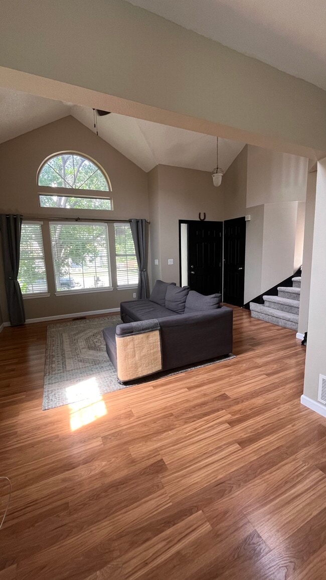Living Room - 5870 S Rock Creek Dr