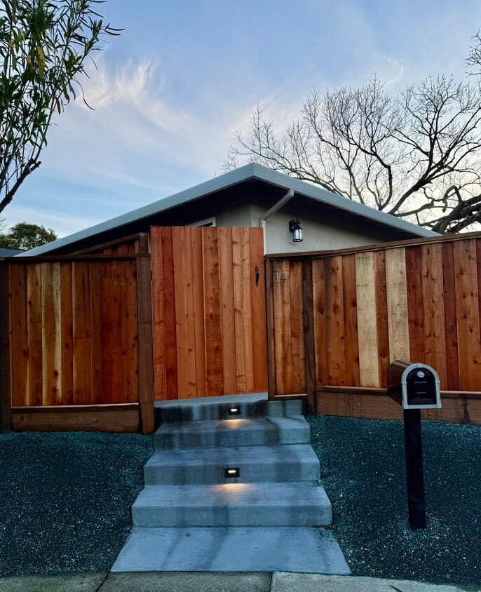 Primary Photo - 14 Dubost Ct