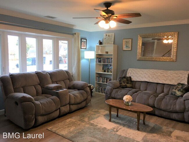 Foto del edificio - 3 br, 2 bath House - 12 Harvard Rd