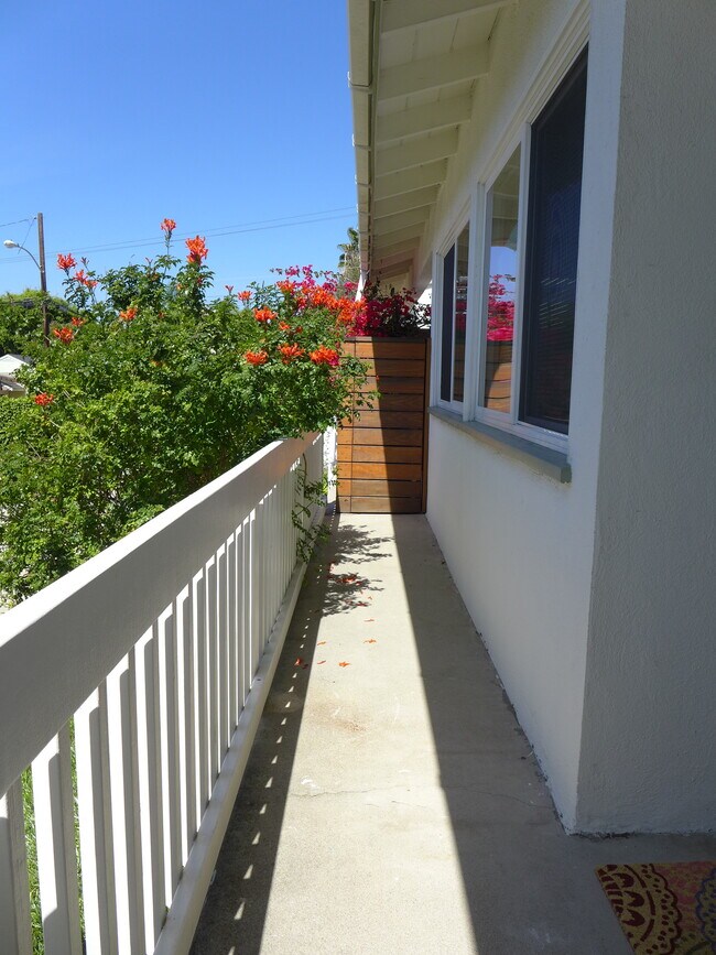 Foto del edificio - 2802 Ingleside Dr