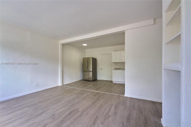 Foto del edificio - 11501 NW 27th Ave