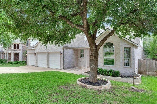 Building Photo - 2613 Corabella Pl