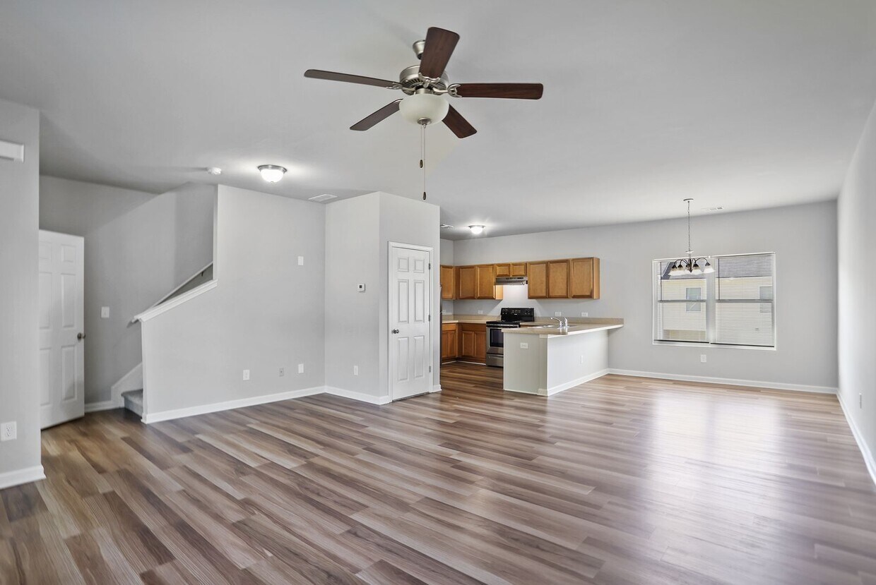 Primary Photo - 5790 Westchase St