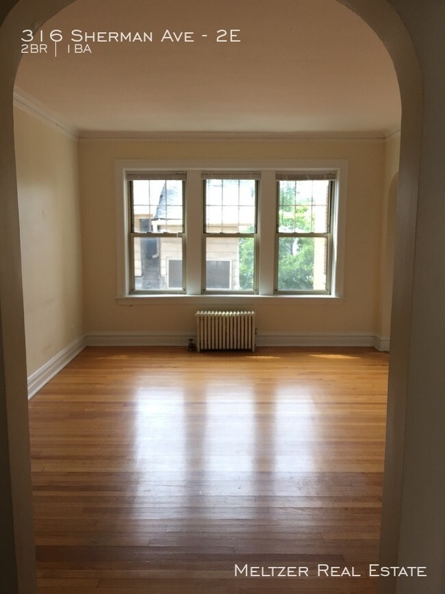 Foto del edificio - 316 Sherman Ave