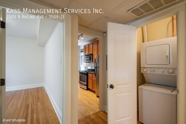 Building Photo - 3D and Video Tour Available - Huge 2-bed w...