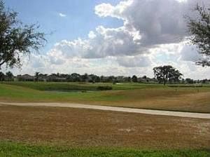 En el hoyo 6 del campo de golf Pimlico - 2322 Callaway Dr