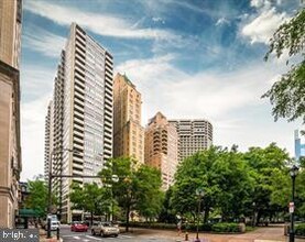 Building Photo - 226 W Rittenhouse Square