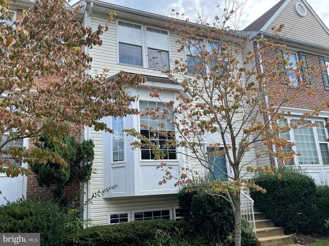 18309 Bailiwick Pl, Germantown, MD 20874 Townhome Rentals in