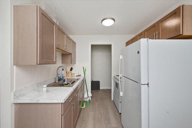 Foto del edificio - 100 Marlene Ct