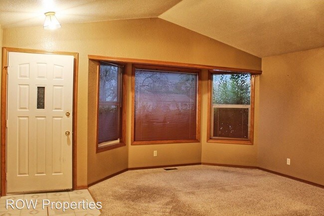 Building Photo - 3 br, 2 bath House - 2171 N Linder Rd