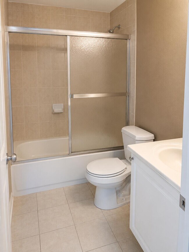 Foto del edificio - 5610 NW 107th Ave