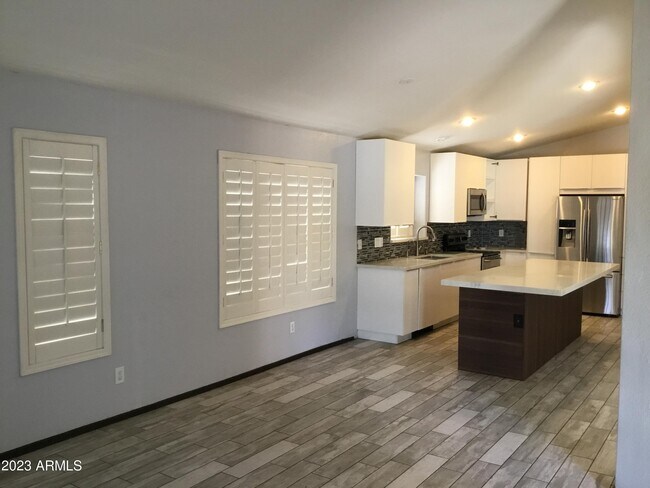 Building Photo - 2343 E Kesler Ln