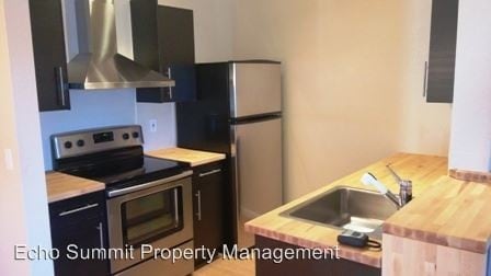 Building Photo - 2 br, 2 bath House - 913 South Zeno Way #101