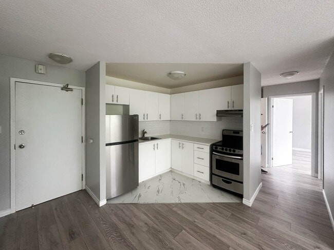 Building Photo - Canboro Garden Apartments