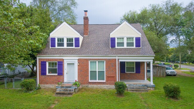 Casa adosada/dúplex - 1000b Grandview Dr