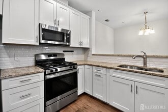 Building Photo - 626 Marion Ln