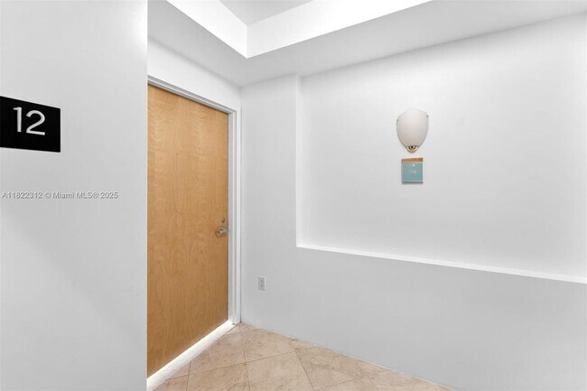 Foto del edificio - 19400 Turnberry Way