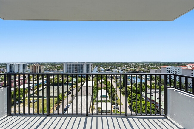 Foto del edificio - 531 N Ocean Blvd