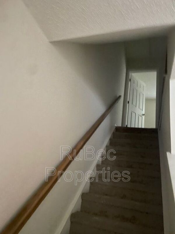 Building Photo - 525 Lex Dr
