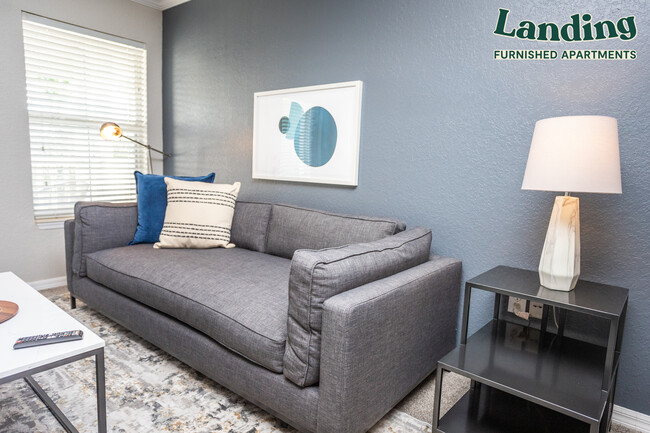 Foto del edificio - 6105 Paddock Glen Dr