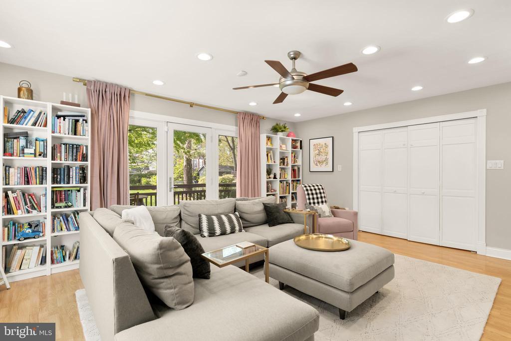 Foto principal - 3505 Webster St