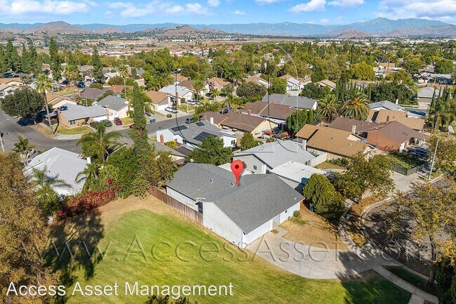 Foto del edificio - 4 br, 2 bath House - 10165 Jamaica Cir