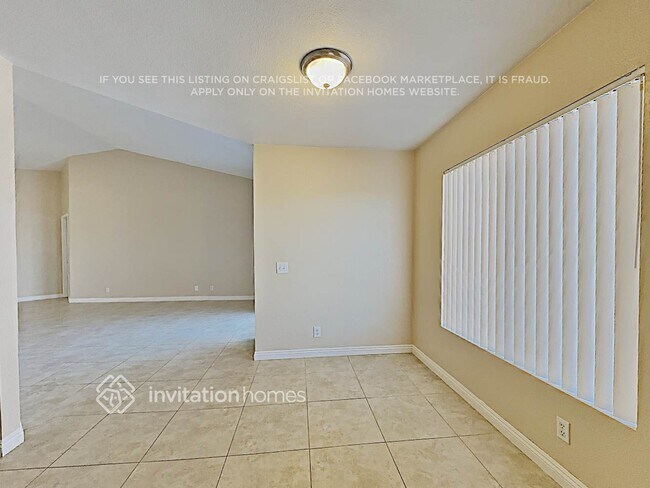 Foto del edificio - 534 Reliance Ave