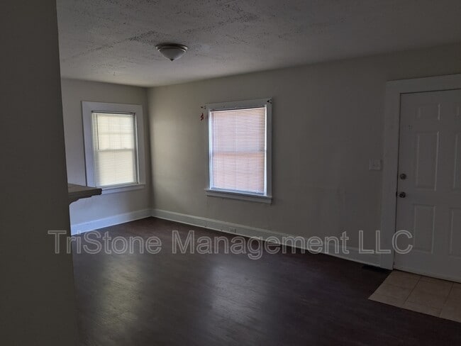 Foto del edificio - 1312 Bethel Rd