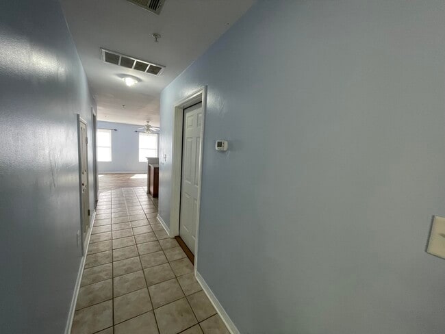 Foto del edificio - 17 Shell Ave SE