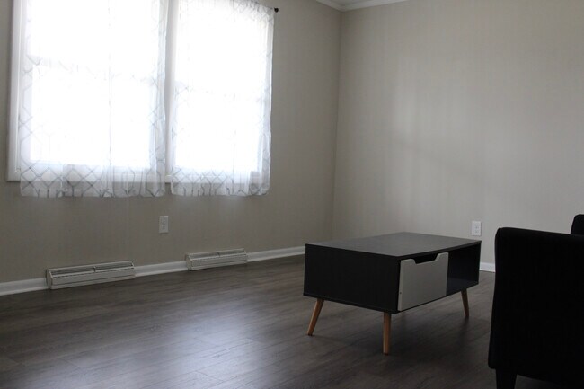 Foto del edificio - 1213 Park Dr