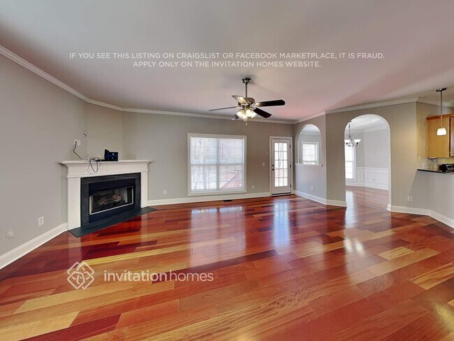 Foto del edificio - 14014 Wild Elm Rd